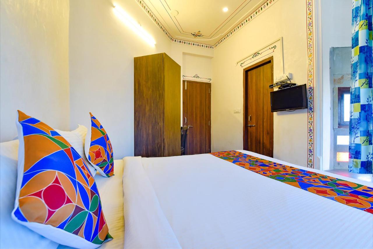 Fabexpress Achrol Palace Udaipur Extérieur photo