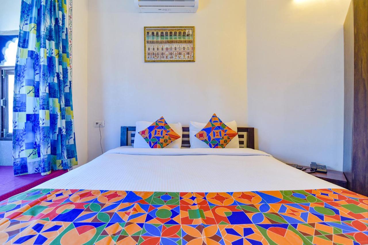 Fabexpress Achrol Palace Udaipur Extérieur photo