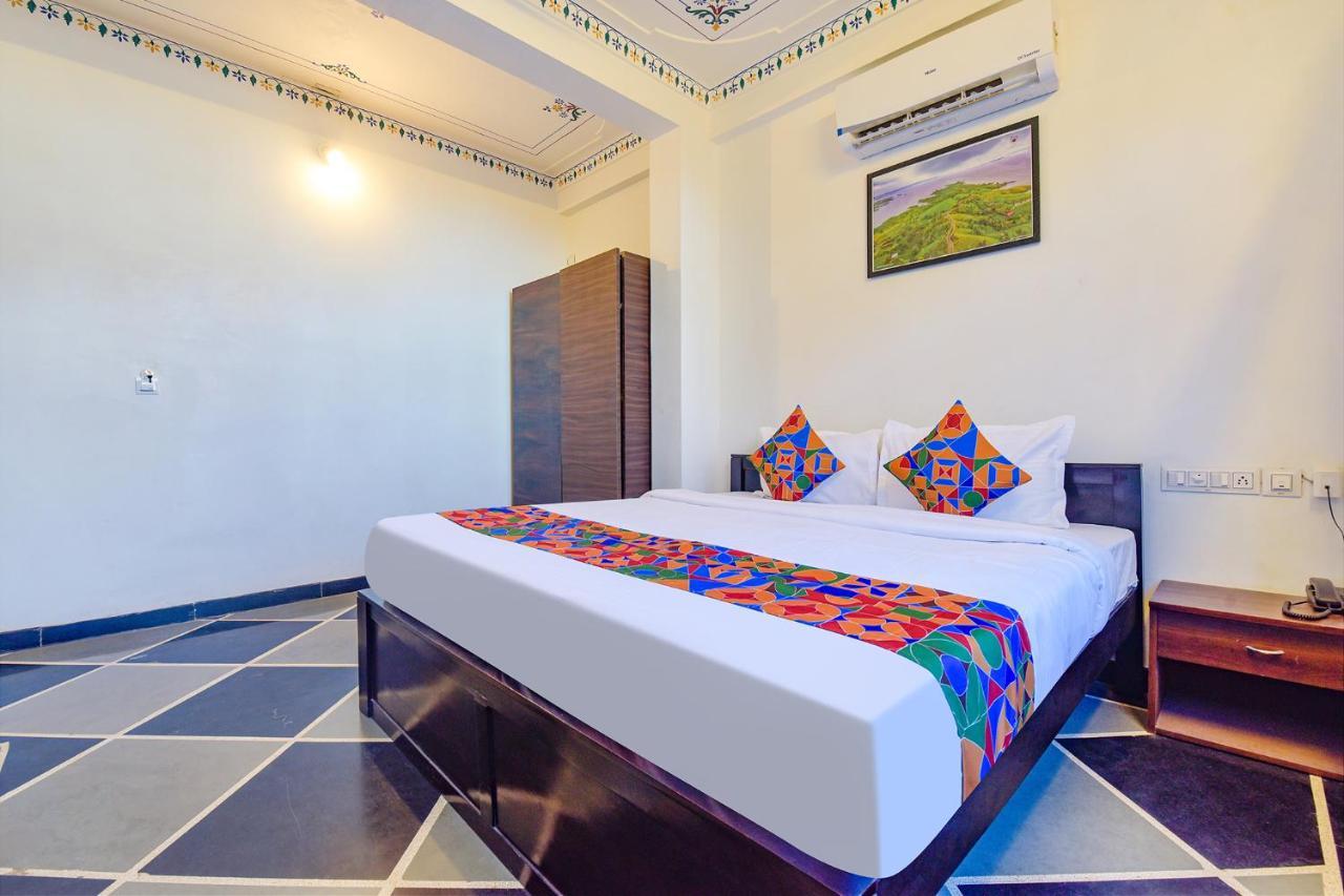 Fabexpress Achrol Palace Udaipur Extérieur photo