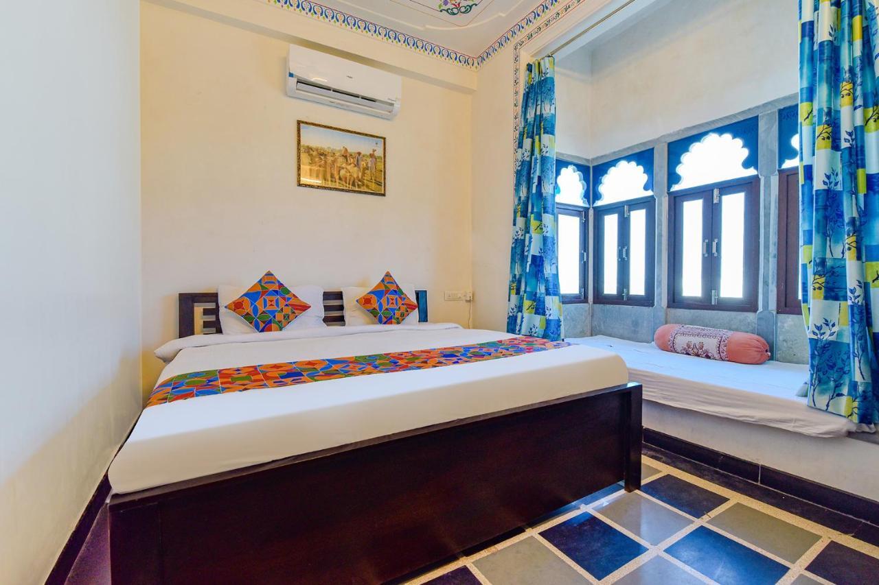 Fabexpress Achrol Palace Udaipur Extérieur photo